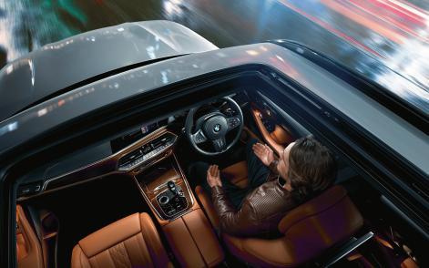 bmw-g05-x5-onepager-exterior-interior-gallery-wallpaper-05.jpg.asset.1526633863713 (2)-thumb-471x294-266520.jpg